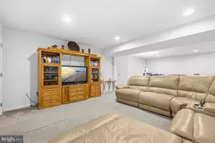 9411 Piaffe Cir, Upper Marlboro, MD 20772 - Photo 23