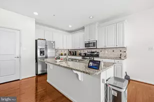 9411 Piaffe Cir, Upper Marlboro, MD 20772 - Photo 13
