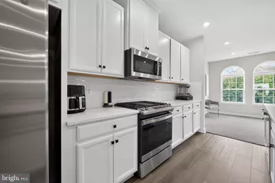 10844 Presidential Parkway, Upper Marlboro, MD 20772 - Photo 13