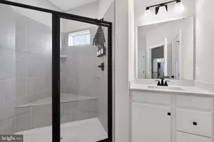 10844 Presidential Pkwy, Upper Marlboro, MD 20772 - Photo 29