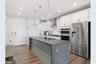 100 Saint Ives Place #403, Oxon Hill, MD 20745 - Photo 3