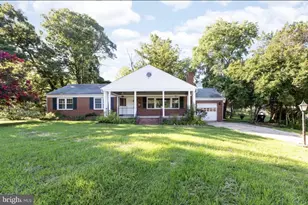 10106 Phoebe Ln, Hyattsville, MD 20783 - Photo 1