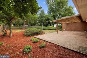 2200 Rosecroft Blvd, Fort Washington, MD 20744 - Photo 3