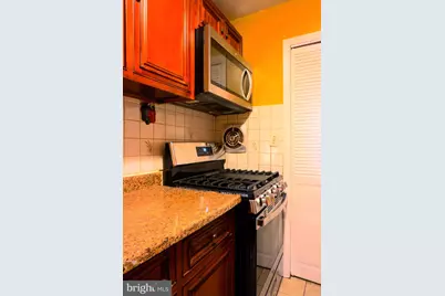 7527 Riverdale Road #1827, Hyattsville, MD 20784 - Photo 5