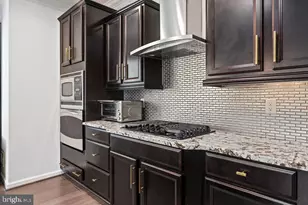 622 Overlook Park Dr, Oxon Hill, MD 20745 - Photo 17