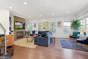 622 Overlook Park Dr, Oxon Hill, MD 20745 - Photo 9