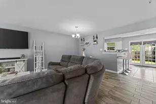 1727 Countrywood Ct, Landover, MD 20785 - Photo 9