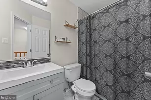 1727 Countrywood Ct, Landover, MD 20785 - Photo 39
