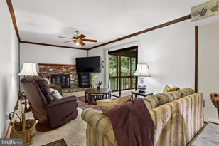 12903 Dauphin Ct, Fort Washington, MD 20744 - Photo 17