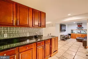 6716 Stockton Ln, Hyattsville, MD 20784 - Photo 11