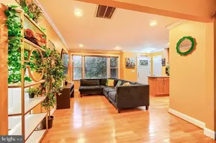 6716 Stockton Ln, Hyattsville, MD 20784 - Photo 3