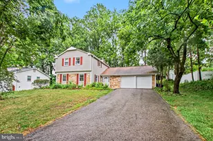 1405 Peachwood Ln, Bowie, MD 20716 - Photo 3
