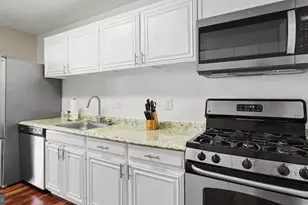 6100 Westchester Park Dr, College Park, MD 20740 - Photo 9