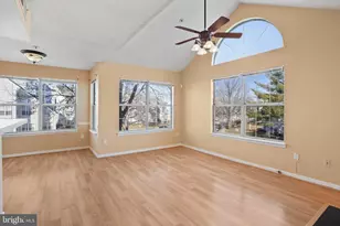 14023 Vista Dr, Laurel, MD 20707 - Photo 3