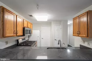6600 Lake Park Dr, Greenbelt, MD 20770 - Photo 15