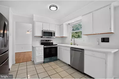 5201 Aldershot Drive, Lanham, MD 20706 - Photo 7
