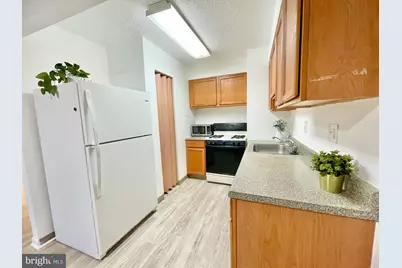 1824 Metzerott Road #203, Hyattsville, MD 20783 - Photo 9