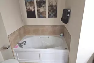 922 Pine Forest Ln, Upper Marlboro, MD 20774 - Photo 17