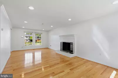 5400 Virginia Court, Oxon Hill, MD 20745 - Photo 7