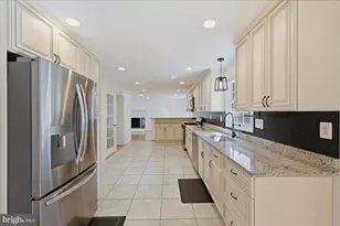 5400 Virginia Ct, Oxon Hill, MD 20745 - Photo 11