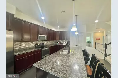 5221 Sable Court #307B, Greenbelt, MD 20770 - Photo 9