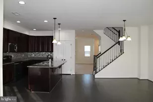 5221 Sable Ct, Greenbelt, MD 20770 - Photo 5