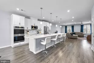 2708 Duvall Ridge Rd, Landover, MD 20785 - Photo 5