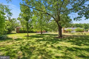 5408 Manchester Dr, Suitland, MD 20746 - Photo 37