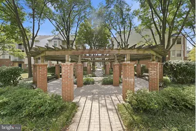 8931 Town Center Circle #6-102, Upper Marlboro, MD 20774 - Photo 27