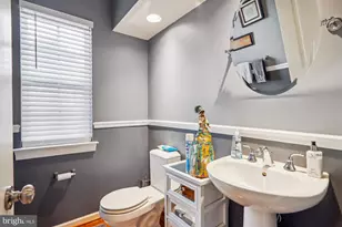 1910 Lake Forest Dr, Upper Marlboro, MD 20774 - Photo 13
