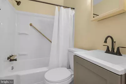 5025 Addison Road, Capitol Heights, MD 20743 - Photo 17