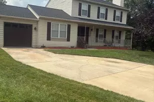 5474 Woodland Blvd, Oxon Hill, MD 20745 - Photo 3
