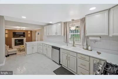 7515 Lenham Drive, Fort Washington, MD 20744 - Photo 9