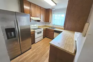 10736 Castleton Way, Upper Marlboro, MD 20774 - Photo 5
