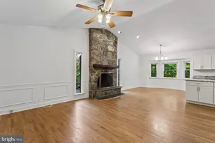 16320 Lea Dr, Bowie, MD 20715 - Photo 7