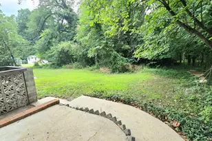 10928 Pleasant Acres Dr, Hyattsville, MD 20783 - Photo 31