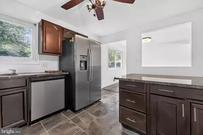 1700 Jarvis Avenue, Oxon Hill, MD 20745 - Photo 5
