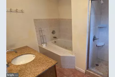 7906 Dawnwood Court, Lanham, MD 20706 - Photo 17
