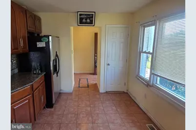 7906 Dawnwood Court, Lanham, MD 20706 - Photo 13