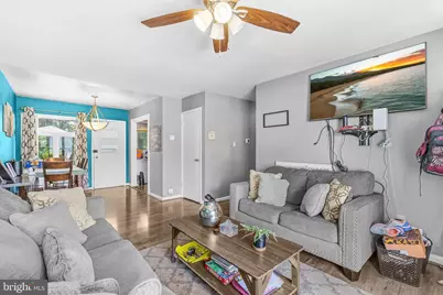 6419 Country Club Court, Landover, MD 20785 - Photo 7
