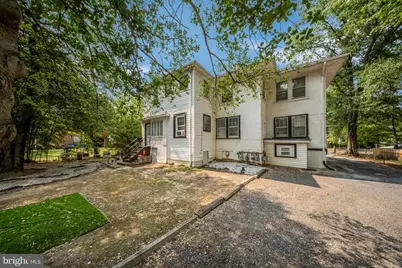 4605 Calvert Road #202, College Park, MD 20740 - Photo 11