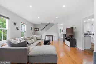 12413 Seabury Ln, Bowie, MD 20715 - Photo 5