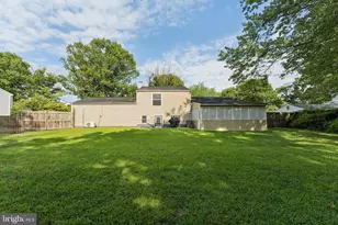 903 Castlewood Dr, Upper Marlboro, MD 20774 - Photo 31