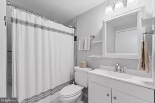 903 Castlewood Dr, Upper Marlboro, MD 20774 - Photo 21