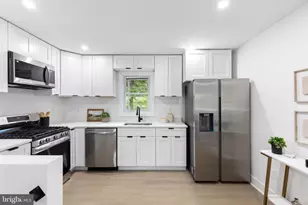 5505 Barker Pl, Lanham, MD 20706 - Photo 7