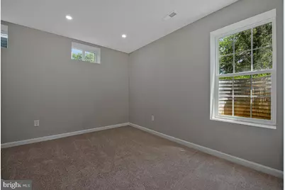 8805 Glenarden Parkway, Lanham, MD 20706 - Photo 23