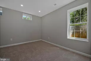 8805 Glenarden Pkwy, Lanham, MD 20706 - Photo 23