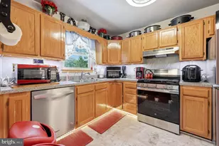 16308 Marsham Dr, Upper Marlboro, MD 20772 - Photo 21