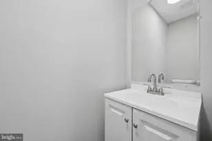 814 Pleasant Hill Ln, Bowie, MD 20716 - Photo 11