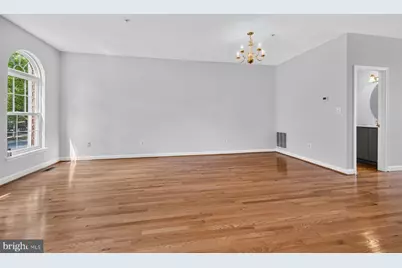 8010 Homefield Drive, Landover, MD 20785 - Photo 5